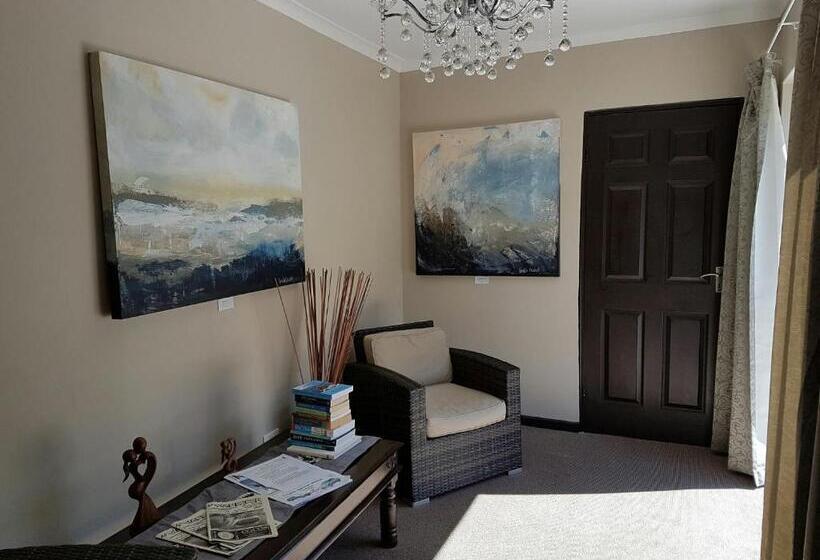بنسيون Seaside Hermanus Guest Room