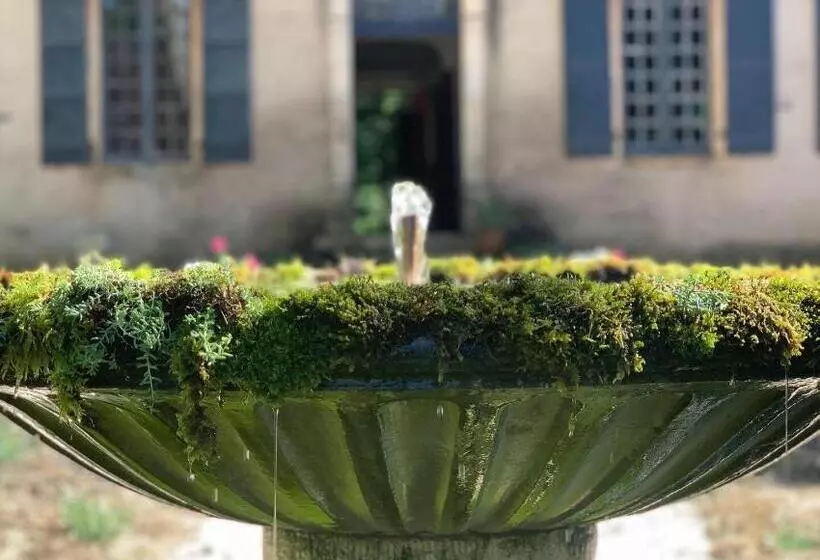 ペンション The Stables Gite At Chateau Mas De Pradié