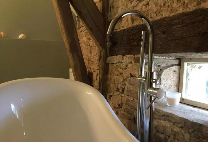 ペンション The Stables Gite At Chateau Mas De Pradié