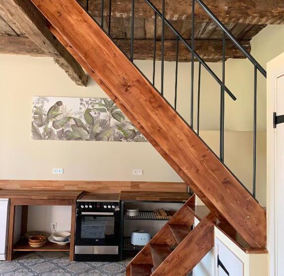 膳宿费 The Stables Gite At Chateau Mas De Pradié