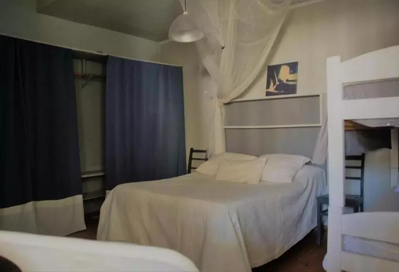 Retkeilymaja La Pedrasanta