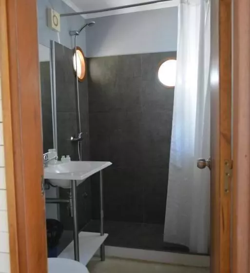 Retkeilymaja La Pedrasanta