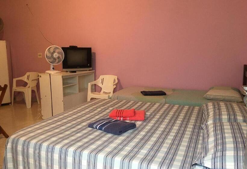 هاستل Pousada Do Artista