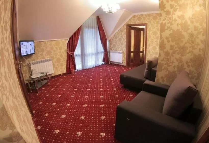 Aamiaismajoitus (B&B) база відпочинку ельдорадо