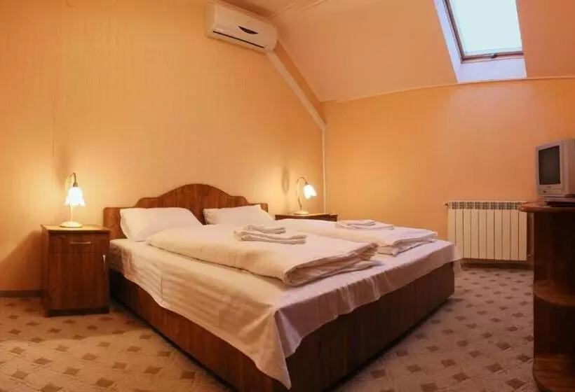 Aamiaismajoitus (B&B) база відпочинку ельдорадо