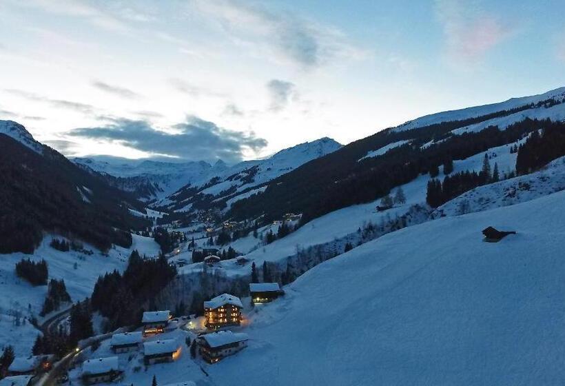 تختخواب و صبحانه Landhaus Gensbichler