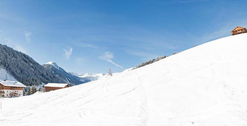 تختخواب و صبحانه Landhaus Gensbichler