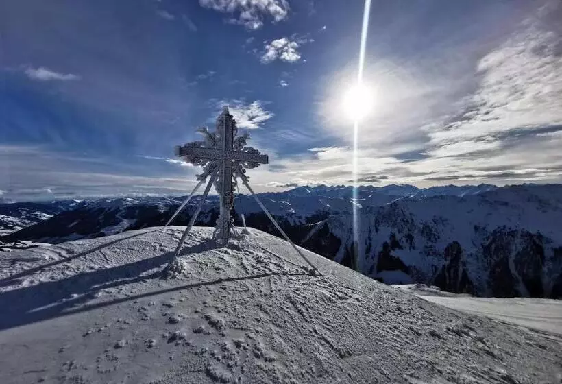 Aamiaismajoitus (B&B) Landhaus Gensbichler