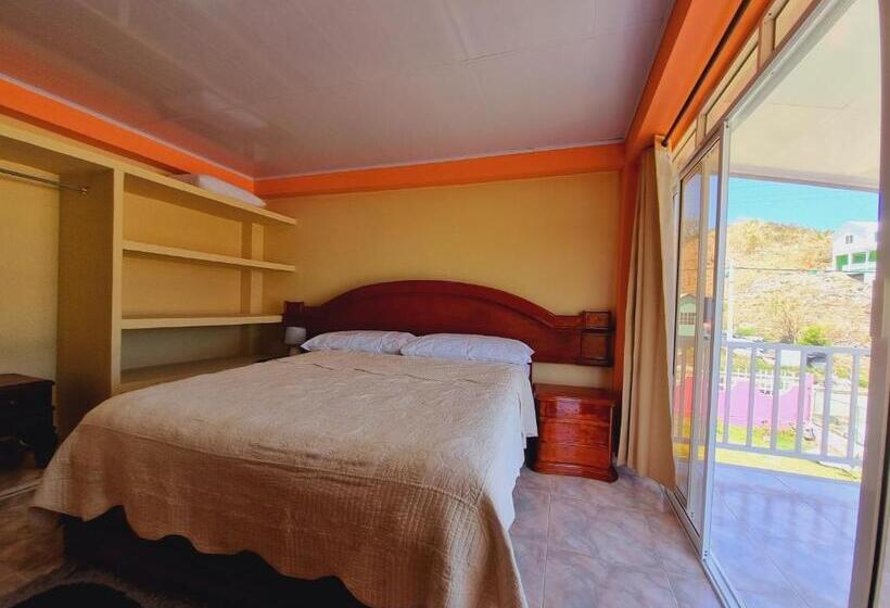 Bed and Breakfast Posada Seven Colours Ocean