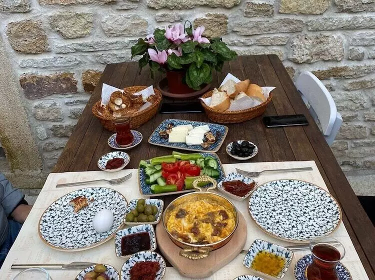 Aamiaismajoitus (B&B) Sim Otel