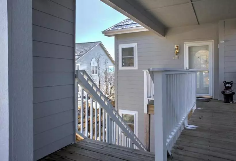 Carolina North By Vci Real Estate Services