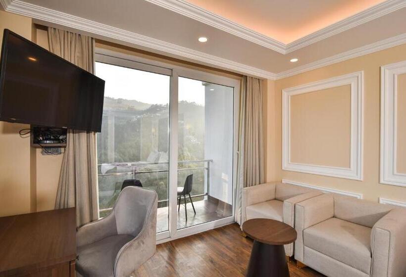 Claret Inn By Dls Hotels