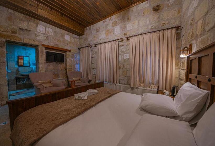 هتل Belenus Cave House