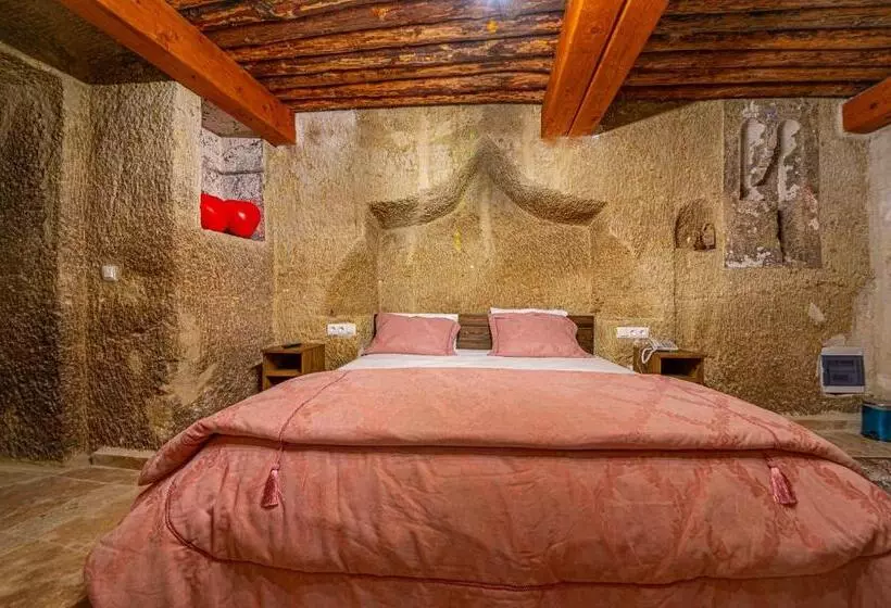 Hotelli Belenus Cave House