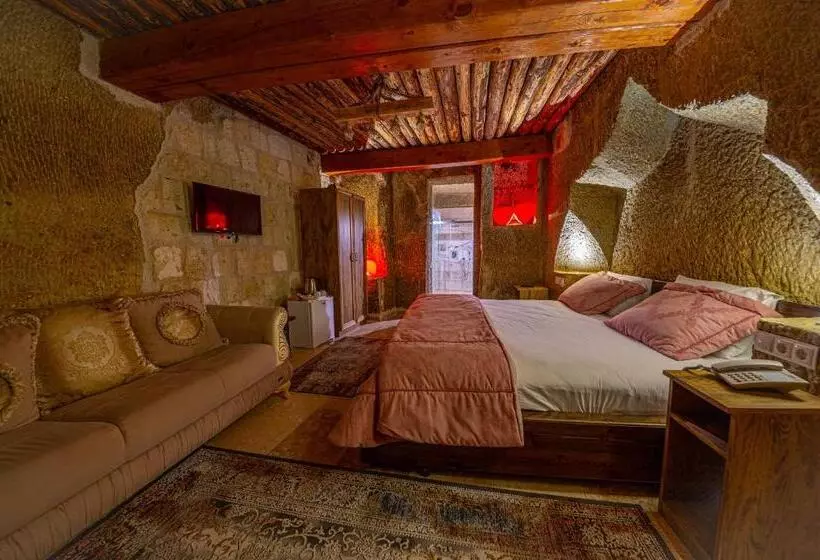 Hotelli Belenus Cave House