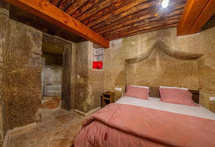 Hotelli Belenus Cave House