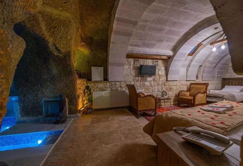Hotelli Belenus Cave House