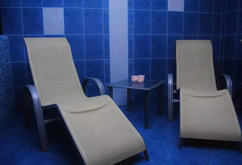 ホテル Forward Pool&sauna