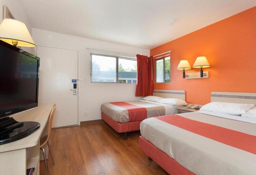 호텔 Hi   Wheel Flats