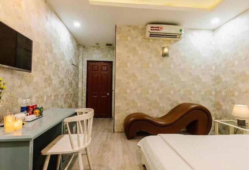 هتل Khách Sạn Quỳnh Thi Mavis