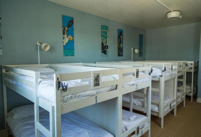 ホテル Restaurant Les Tourelles