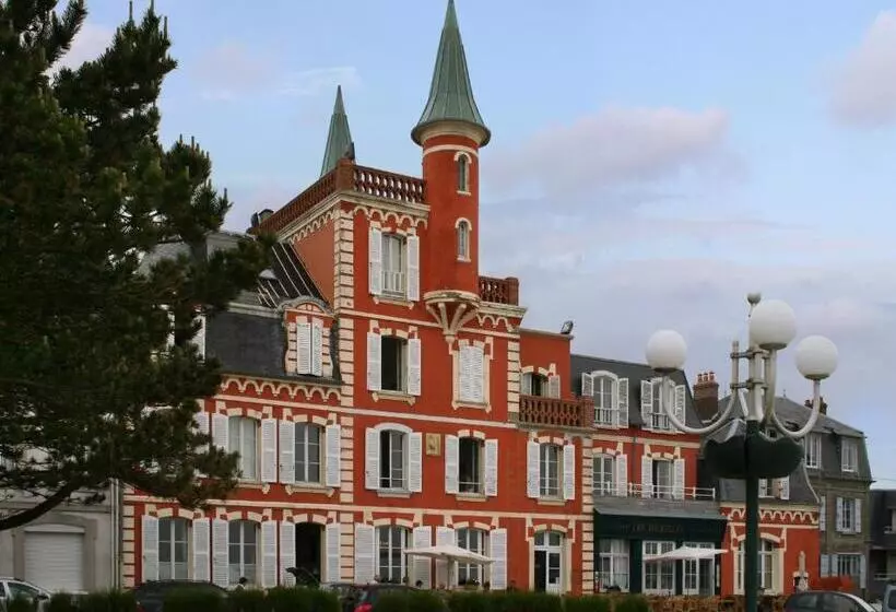 ホテル Restaurant Les Tourelles