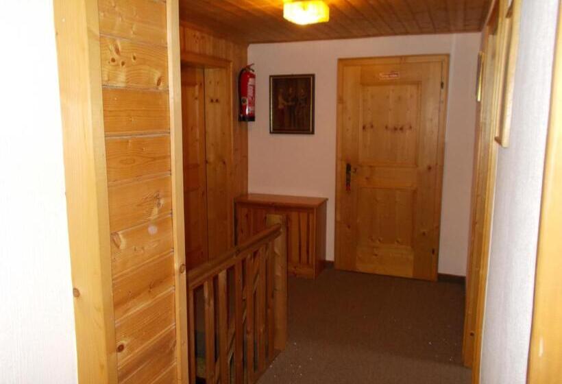 ホテル Steinerbauer