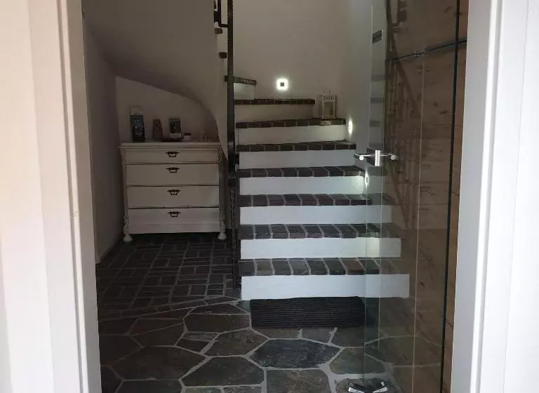 ペンション Apartuum