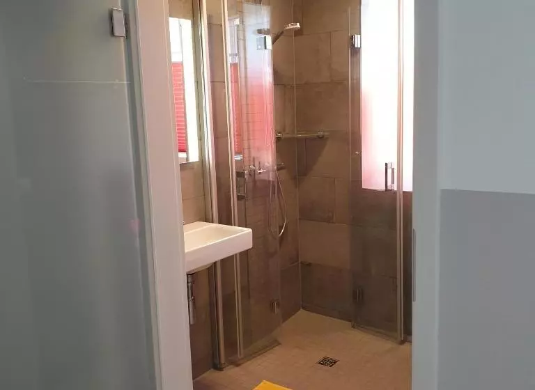 ペンション Apartuum