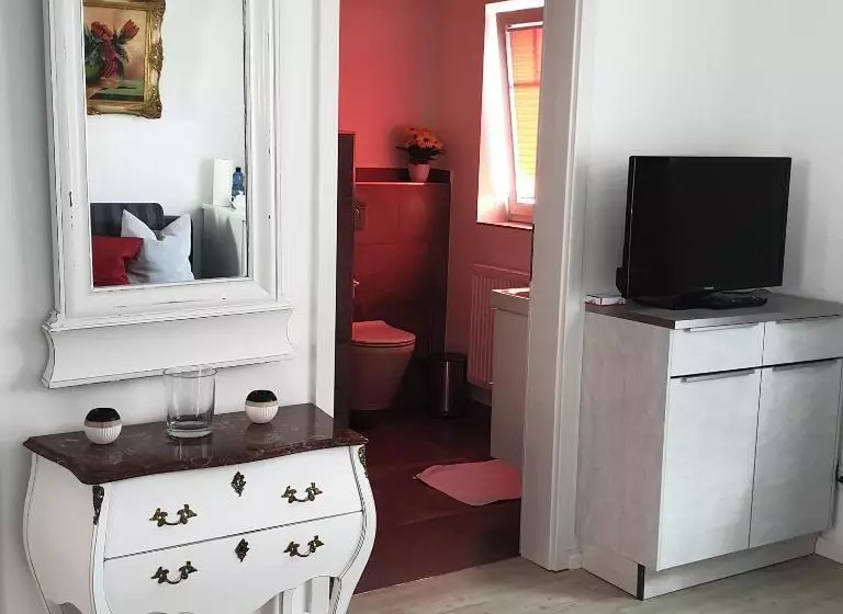 ペンション Apartuum