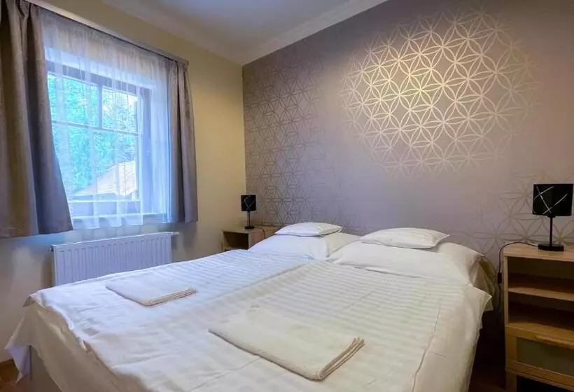 ペンション Dreiszker Apartmanház