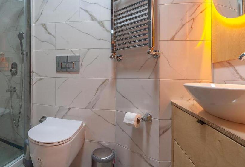 پانسیون Kumbaracı Apartments & Suites