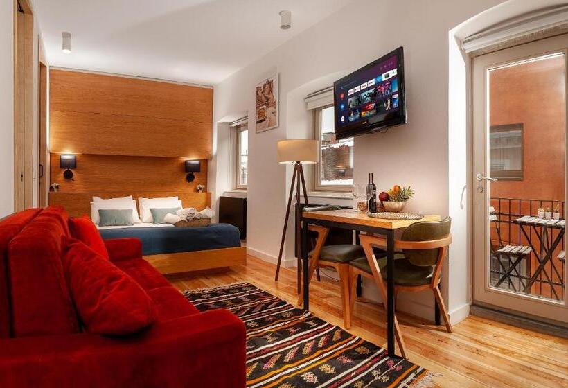 پانسیون Kumbaracı Apartments & Suites