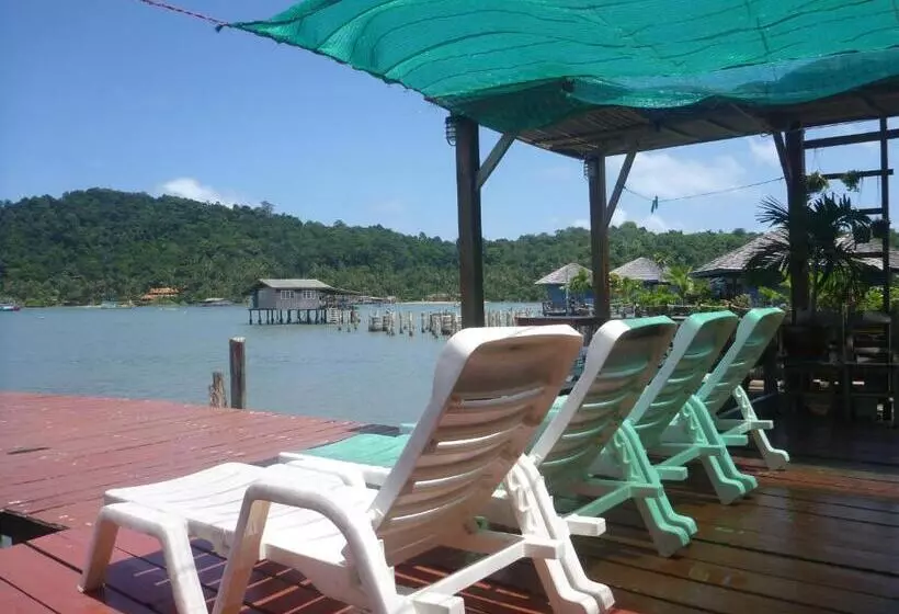 ペンション Oceanblue Guesthouse