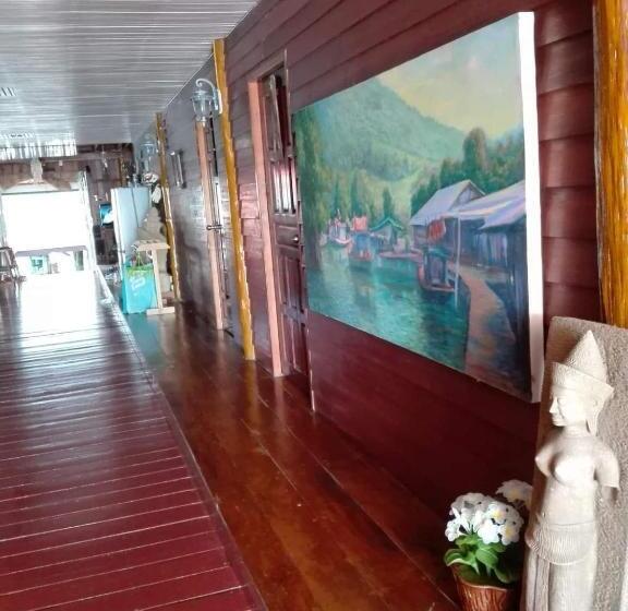 ペンション Oceanblue Guesthouse