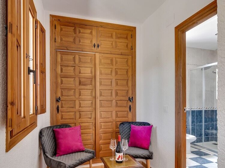 تختخواب و صبحانه Casa Llibertat