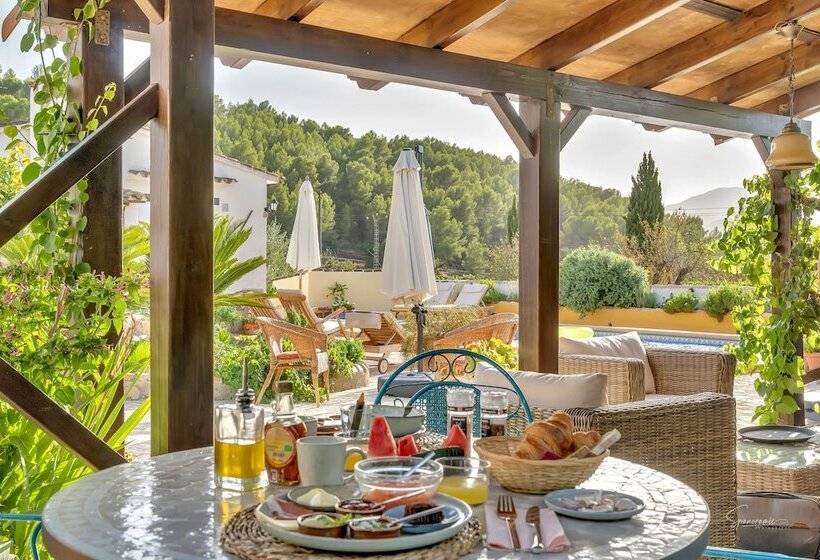 تختخواب و صبحانه Casa Llibertat