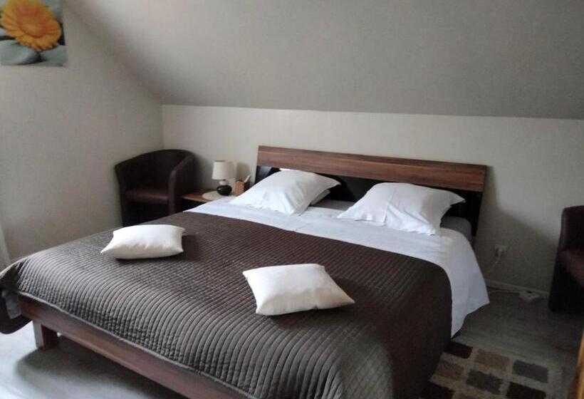 تختخواب و صبحانه Chambres D Hôtes Arnold