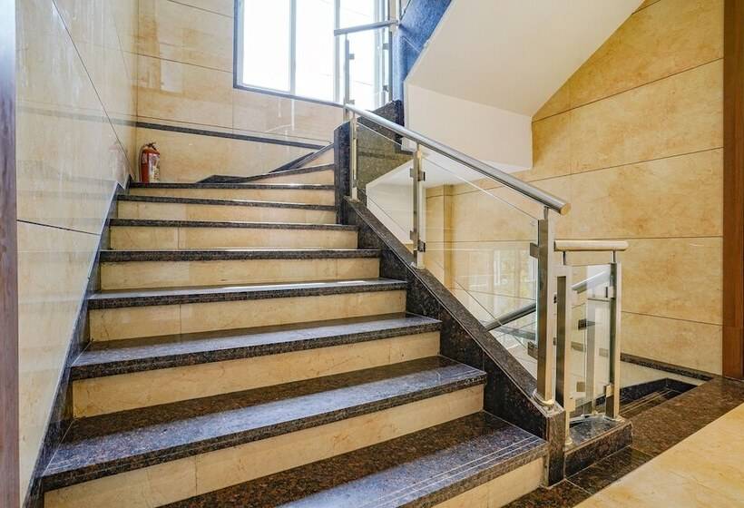 Fabhotel Prime Landmark Aura