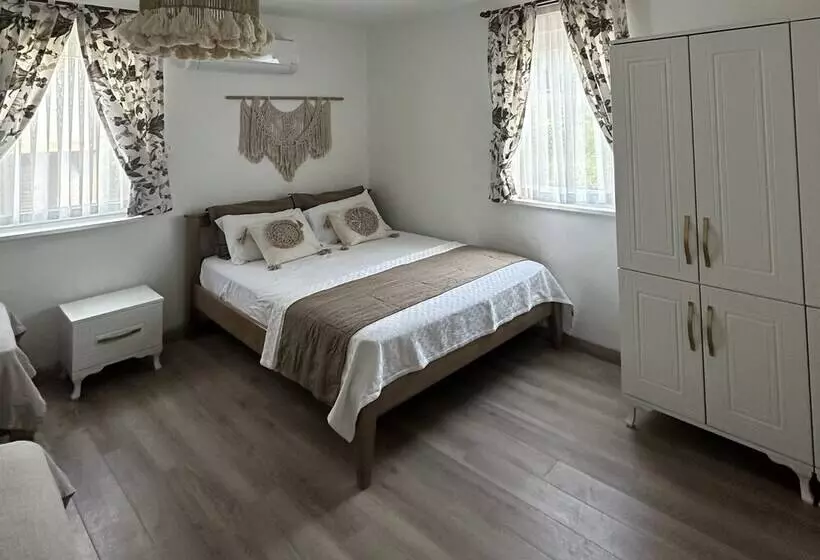 Heros Hotels Bozcaada