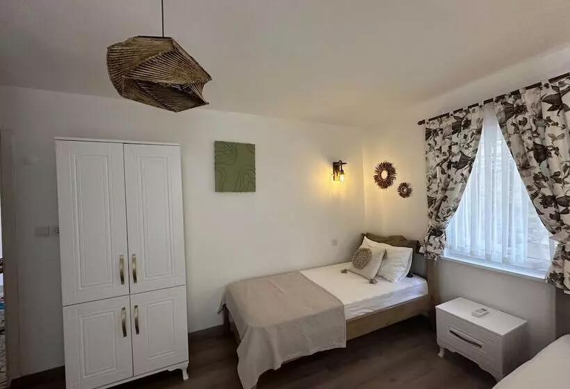 Heros Hotels Bozcaada