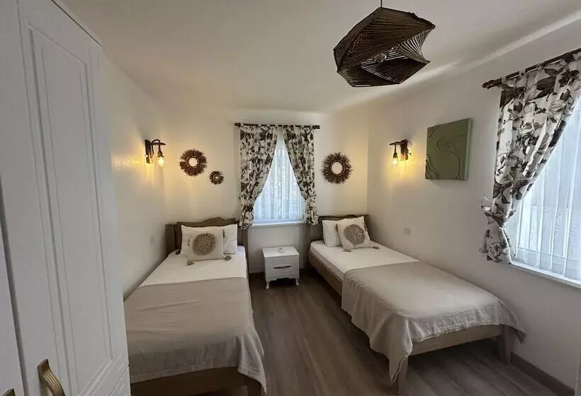 Heros Hotels Bozcaada