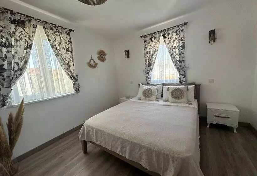 Heros Hotels Bozcaada