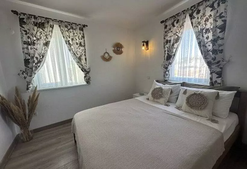 Heros Hotels Bozcaada