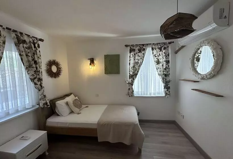 Heros Hotels Bozcaada