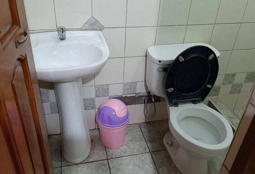 פונדק Hospedaje Wayky