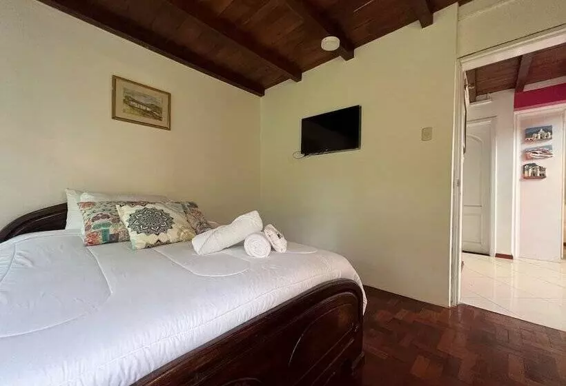 Hotelli Deluxe Volcán