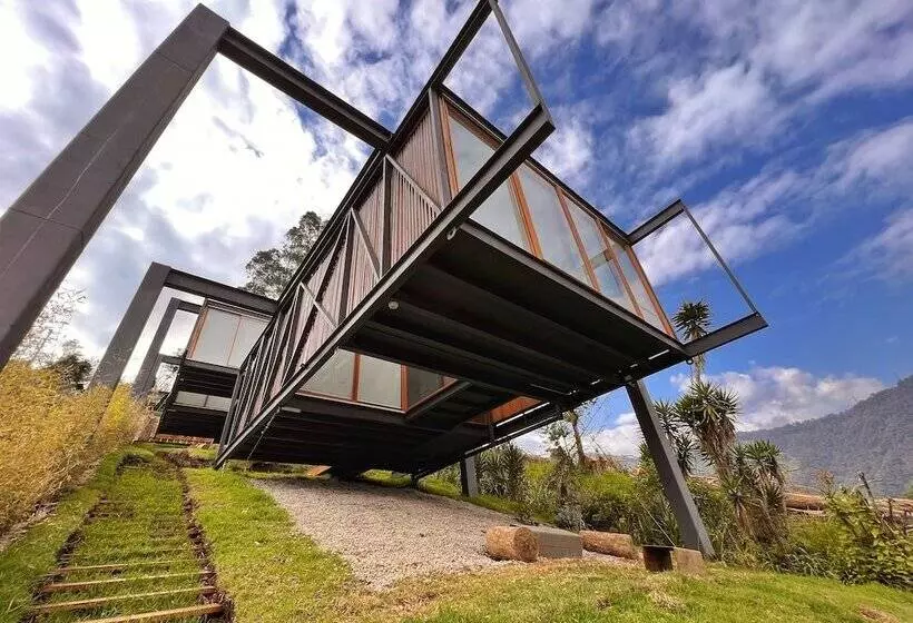 Hotelli Deluxe Volcán