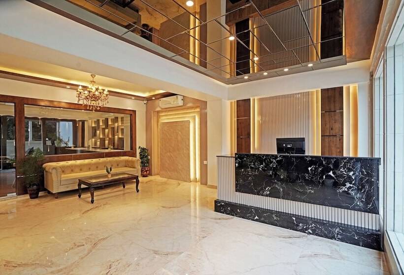 Diamond Admire Hotel & Banquets By Mmd