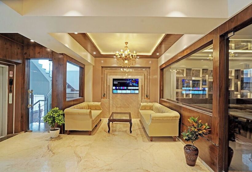 Diamond Admire Hotel & Banquets By Mmd